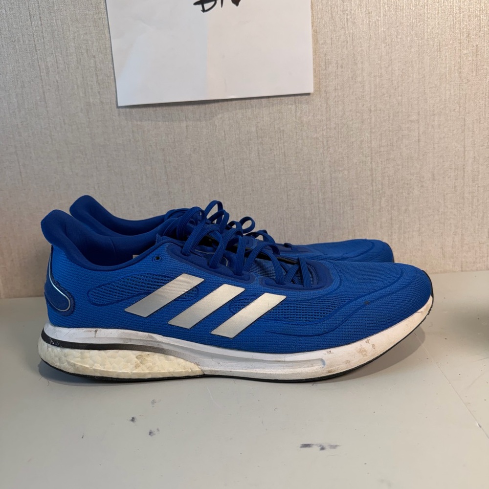Adidas Supernova Shoes Men's Sized 12.5 Kansas Jayhawks Team Issued Blue EUC